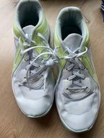 Hallenschuhe Sportschuhe Puma Gr 38 Nordrhein-Westfalen - Pulheim Vorschau