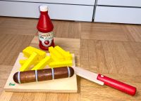 Erzi, Currywurst Set, super Zustand, Holz, Spielküche, Pommes Nordrhein-Westfalen - Hilden Vorschau