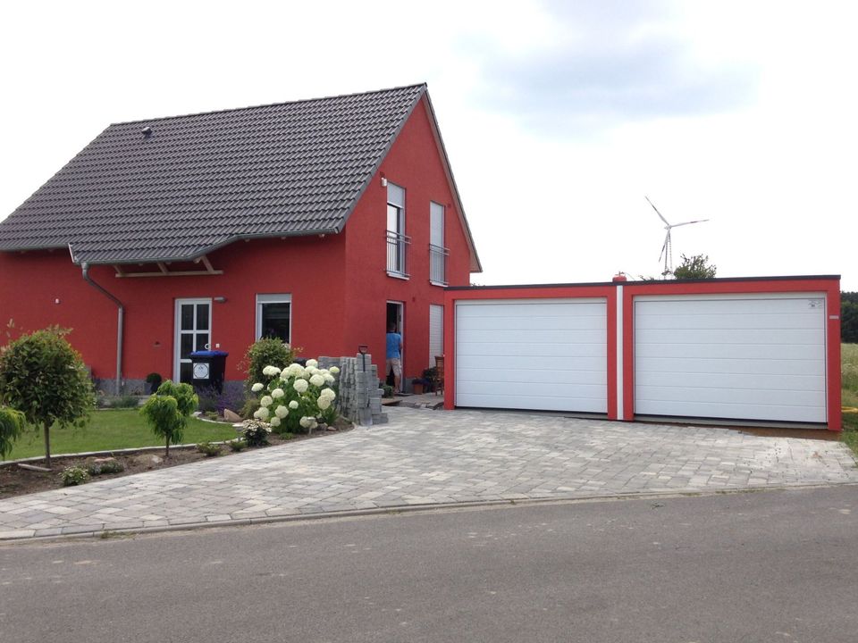 Neue Fertiggaragen als Betongarage oder Stahlgarage mit Montage. in Grumbach