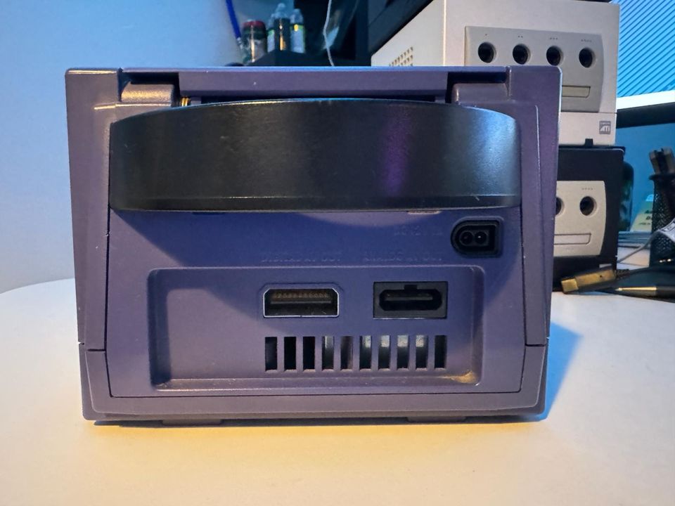 Nintendo GameCube Konsole - Lila in Heuchelheim bei Frankenthal