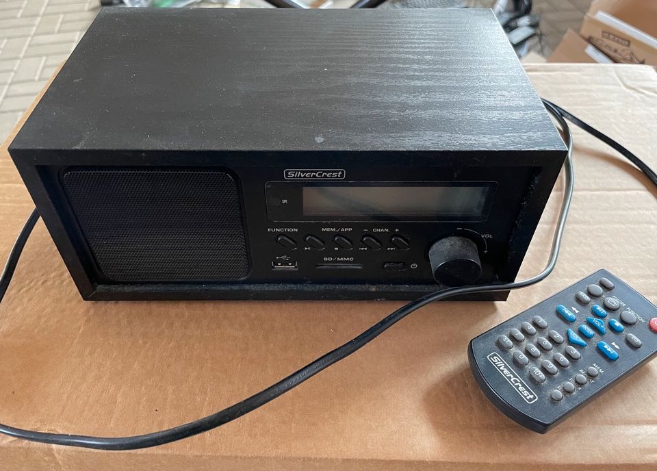 Radio Nostalgie mit USB und Kartenleser in Aalen