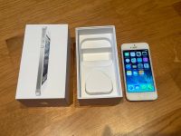 iPhone 5 Silber 16 GB mit originalem Karton Kr. München - Ismaning Vorschau