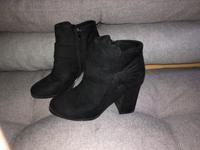 Stiefeletten 37; High Heels; Damenschuh; Bayern - Dinkelscherben Vorschau