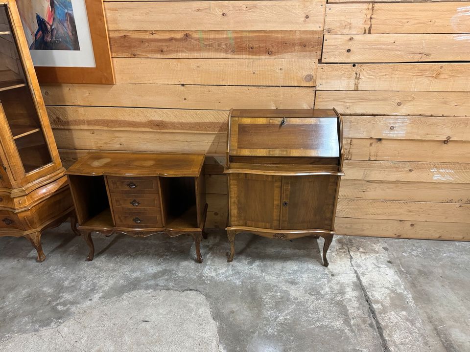 Sekretär Kommode Schrank Antik Vintage Retro (Lieferung möglich) in Hannover