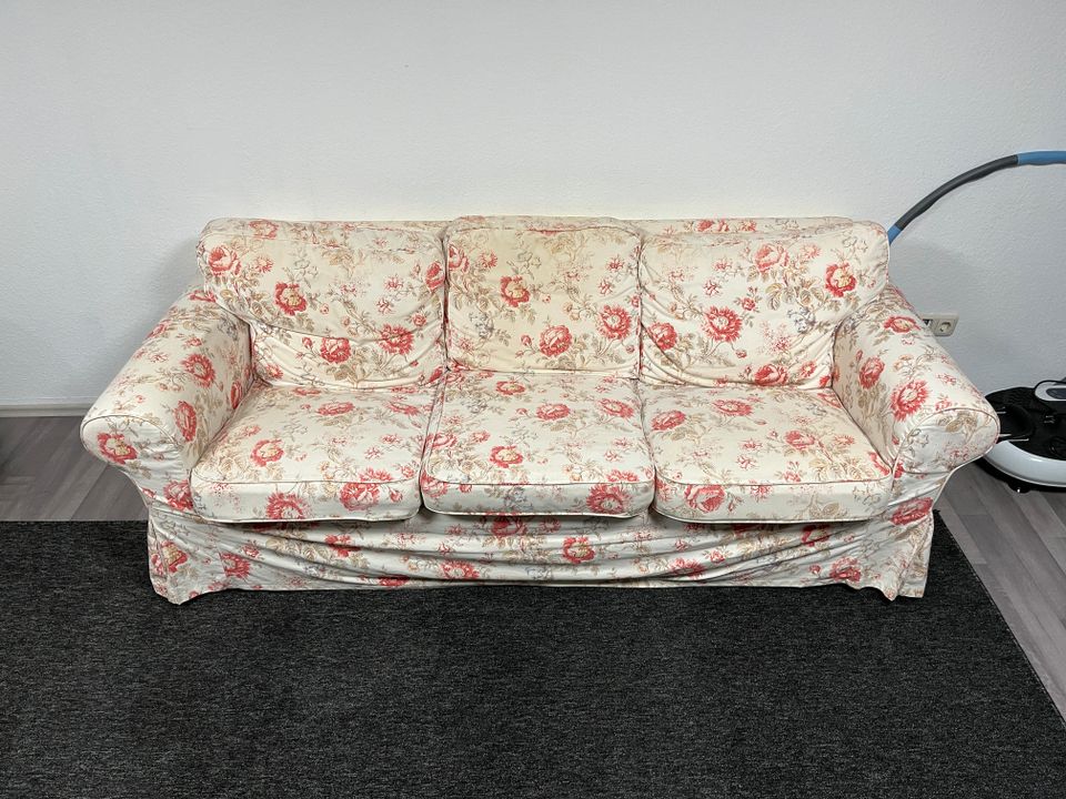 Ikea Ektorp 3 Sitzer / Sofa / Couch / 2x Weißer Bezug dabei / in Weiterstadt