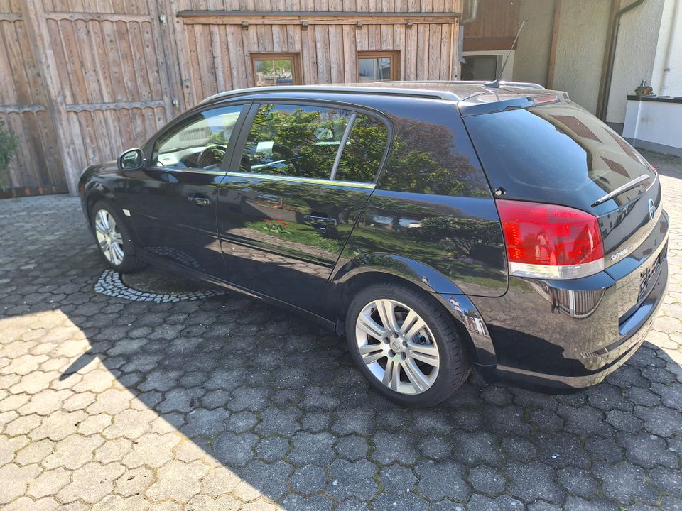 Opel Signum 2.2 direct in Waldkraiburg