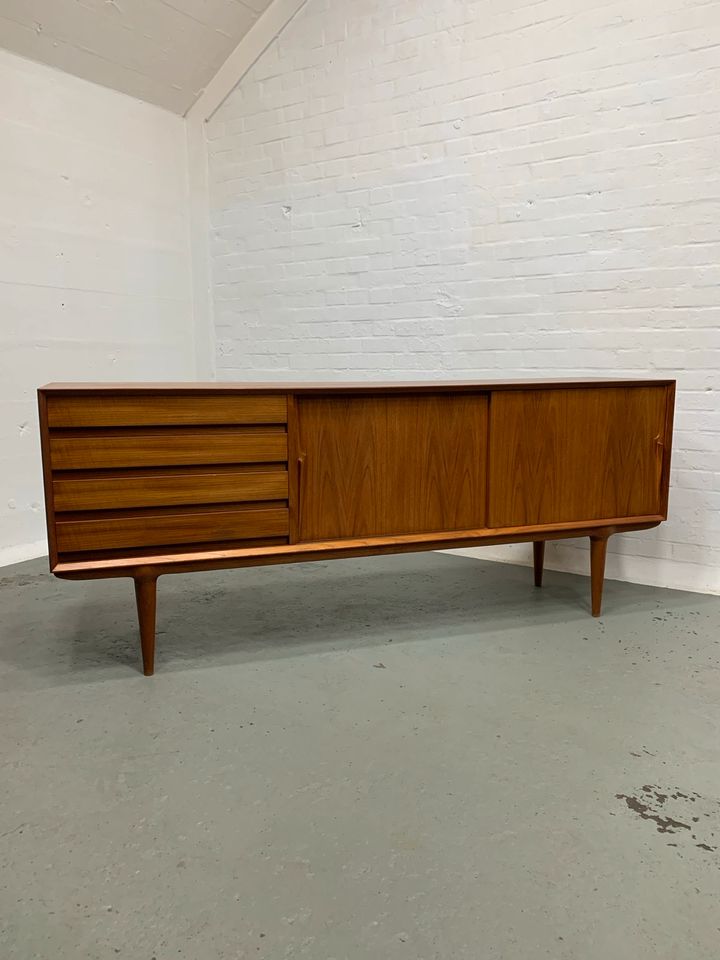 Niels Möller Modell nr 83 neu geflochten mit Papierkordel Teak Stühle Esszimmerstühle Danish Design mid Century Stuhl Dänemark 60er 70er Møller jl in Berlin