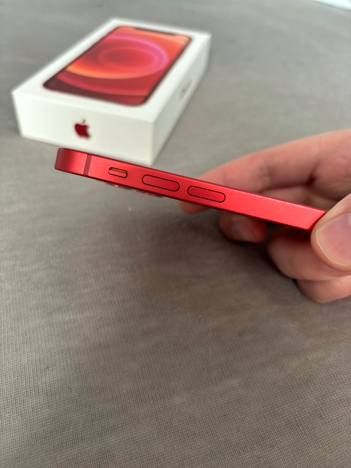 iPhone 12 Mini in rot in Essen
