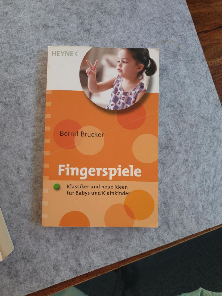 Buch - Fingerspiele für Babies und Kleinkinder in München