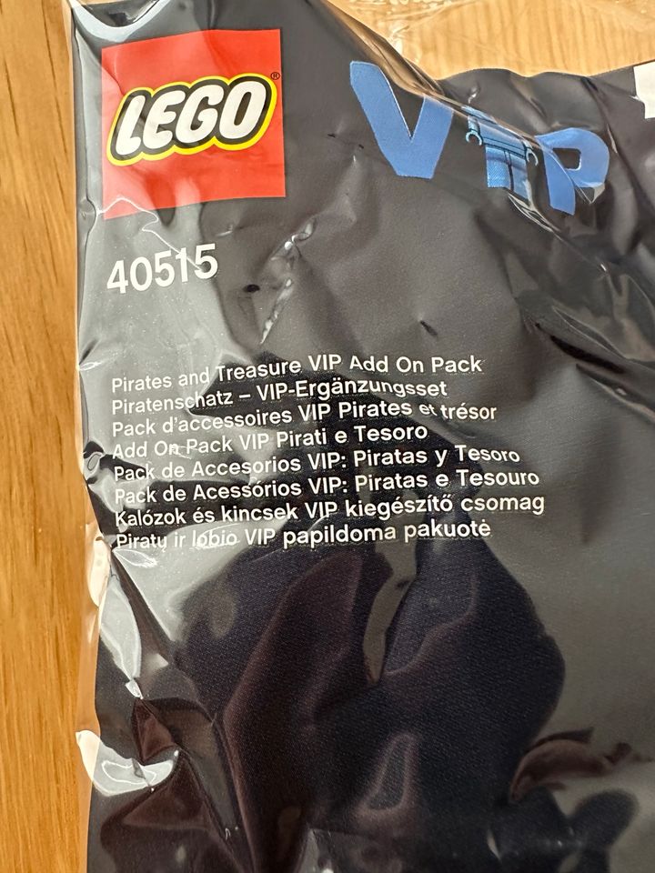 Lego City u. VIP / 4 Packungen Neu u. Versiegelt in Hennigsdorf