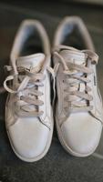 Puma Schuhe sneaker Turnschuhe weiß 38,5 Hessen - Büttelborn Vorschau