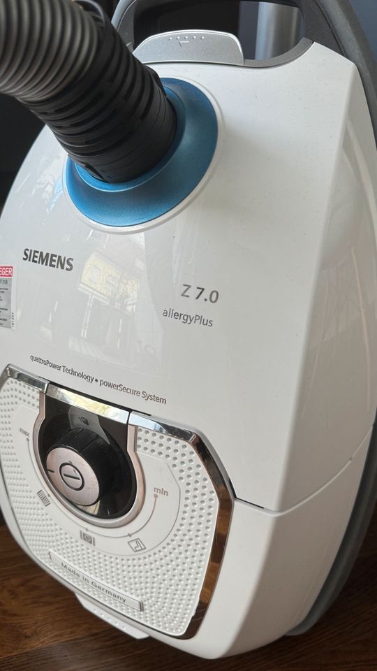 Staubsauger Siemens Z 7.0 allergyPlus NP: 299€ in Ludwigsburg