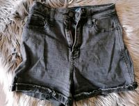 HOLLISTER GR. 24 SHORTS HOT PANTS KURZE HOSE JEANS 158 164 XXS 32 Wuppertal - Ronsdorf Vorschau