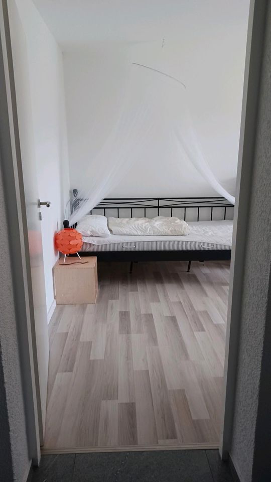 WG Zimmer in 2-Zimmer Wohnung in Waldshut-Tiengen