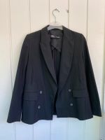 Oversize Blazer von Zara schwarz Doppelreihiger Blazer Damen Stuttgart - Stuttgart-Süd Vorschau