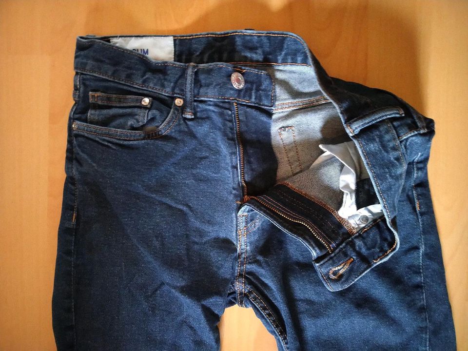 H&M Jeans Slim W31 L32 in Bremen