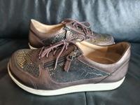 Helvesko Loafer Schuhe Gr. 38 Wechselfussbett Inkl.Versand Nordrhein-Westfalen - Langenfeld Vorschau