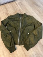 Oliv grüne Bomber Damen Jacke Gr S Nordrhein-Westfalen - Brilon Vorschau