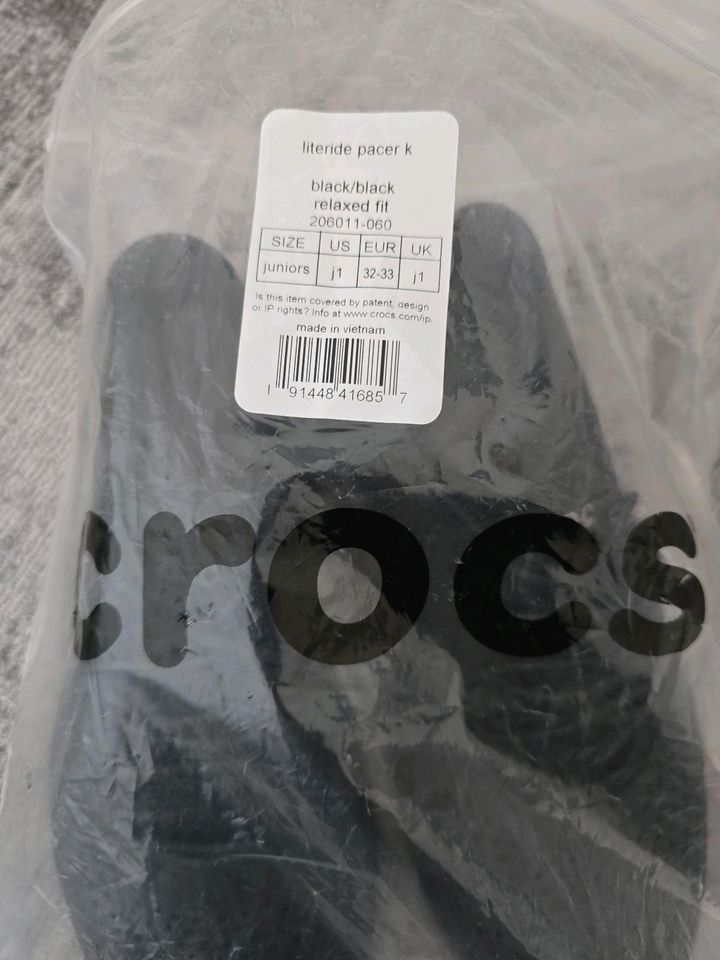 Crocs Sneacker 32-33 Neu!!! in Werne