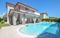 Ferienhaus mit Pool in Sirmione (Italien) für 8 Personen + 1 Hund München - Allach-Untermenzing Vorschau