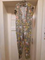 Jumpsuit Grün Blumen 44 Nordrhein-Westfalen - Krefeld Vorschau