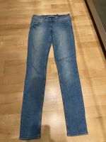 Jeans, Gr.38, H&M, neuwertig, blau. Sitzt perfekt. Blau Köln - Köln Klettenberg Vorschau