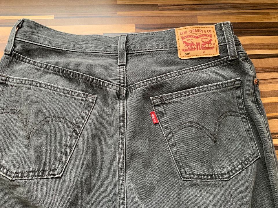 Levis Jeans 501 32/32 in Eppenbrunn