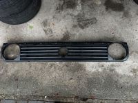 Kühlergrill Grill passend für VW Golf 2 Baujahr 83-91 NEU Frankfurt am Main - Bergen-Enkheim Vorschau