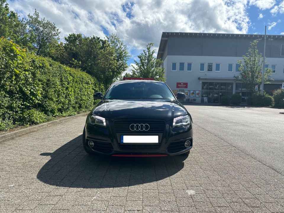 Audi A3 2.0 TFSI mit S-line Plus Motor hat 27067KM in Zorneding