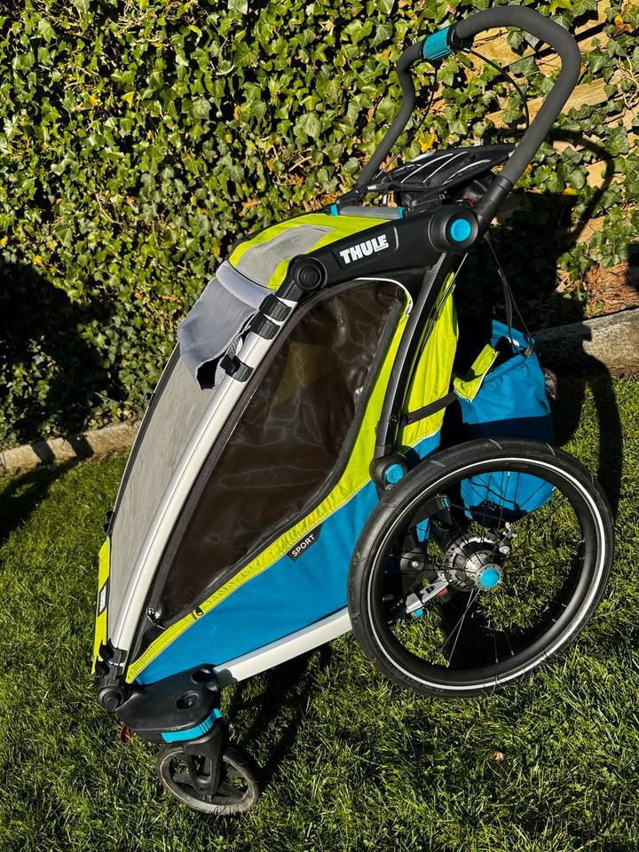 Thule Chariot Sport 2 in blau grün mit Zubehör zu verkaufen in Ritterhude