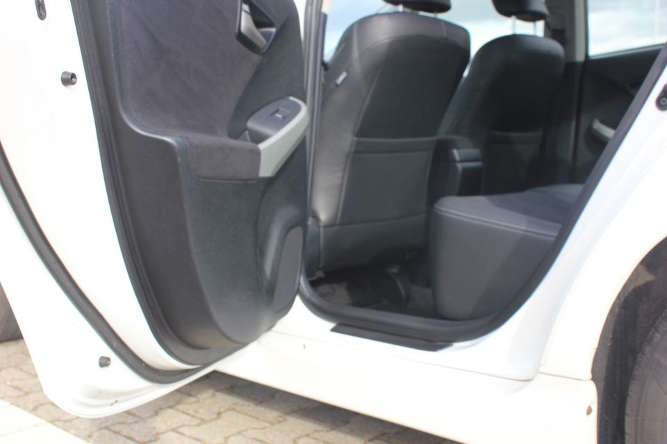 Toyota Prius 1.8-l-VVT-i Plug-in Comfort Comfort in Mainz
