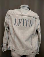 Levis Premium Jeansjacke Exboyfriend Trucker Logo-Sticker Baden-Württemberg - Attenweiler Vorschau