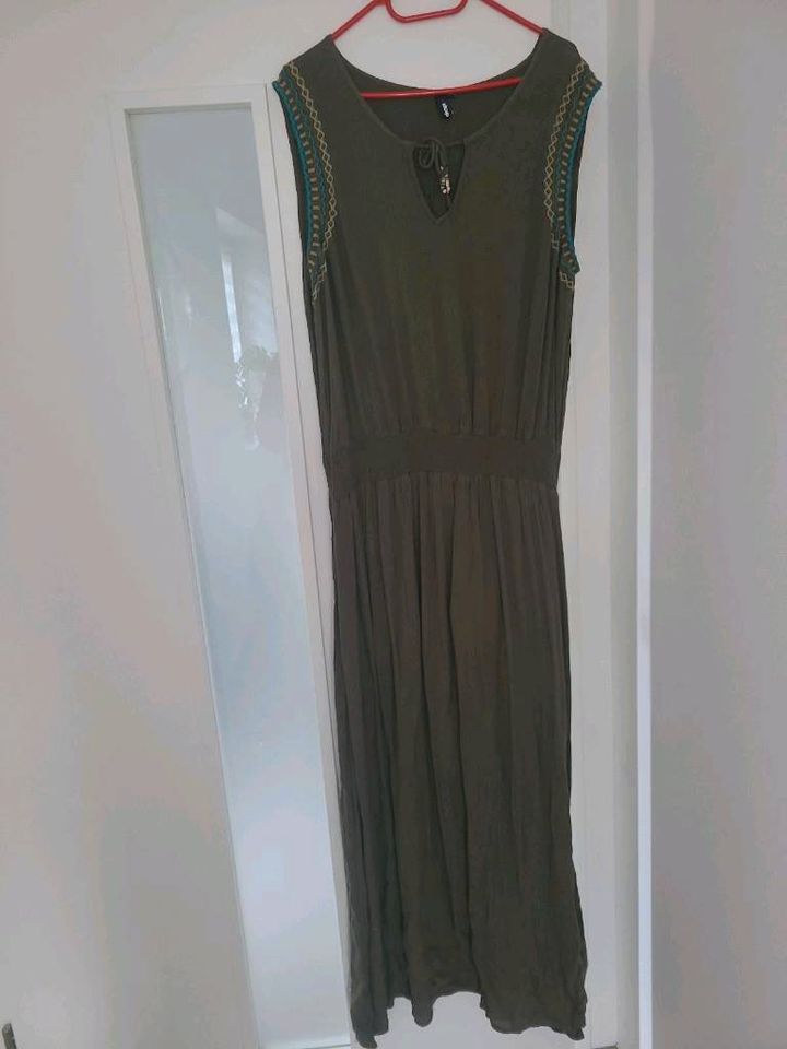 EKSEPT  DAMEN  SOMMER   MAXI  KLEID   Gr. XXL in Rhauderfehn