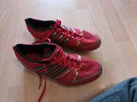 Leichtathletikschuhe mit Spikes US Gr. 9 Hessen - Linden Vorschau