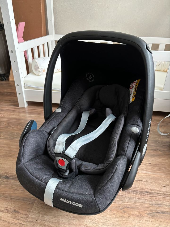 Maxi Cosi Pebble Plus I-Size (Neu und unbenutzt!) Neupreis 195€ in Fellbach