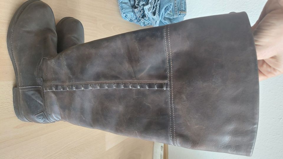 Leder-Stiefel von Marc, Gr 38 in Berlin