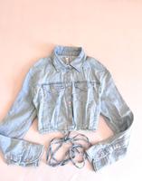 Zara besondere Jeansjacke cropped hellblau Rückenfrei Hessen - Marburg Vorschau