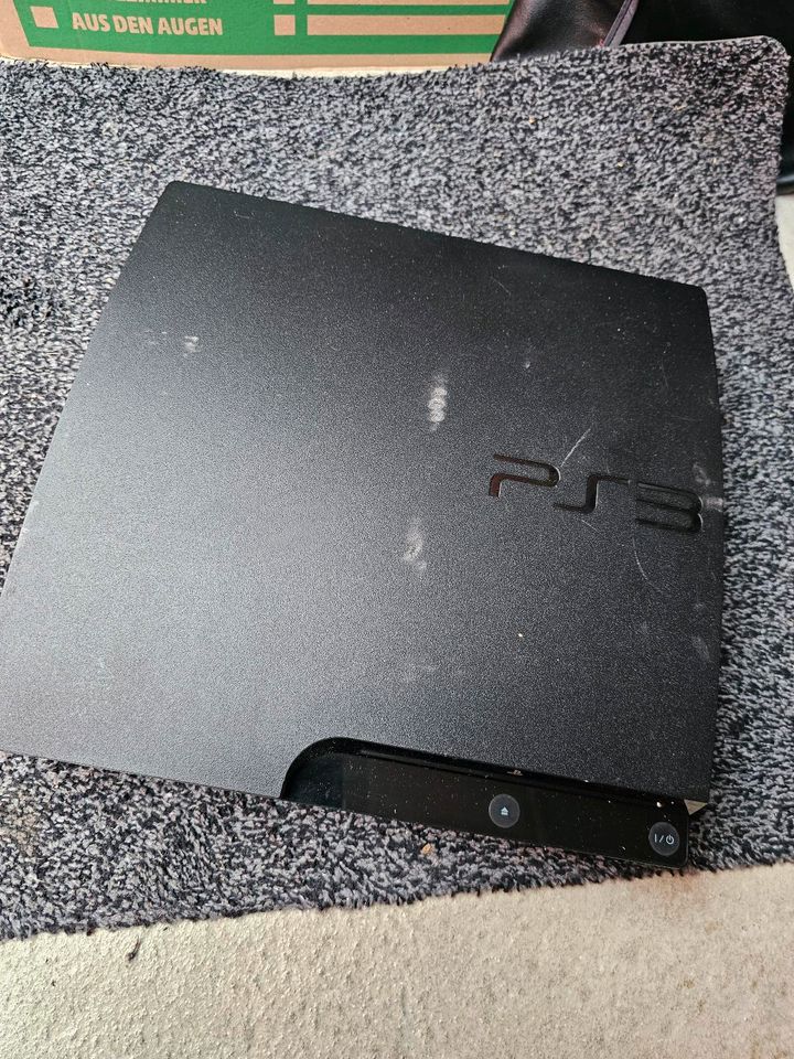 Playstation 3 plus Controller in Reilingen