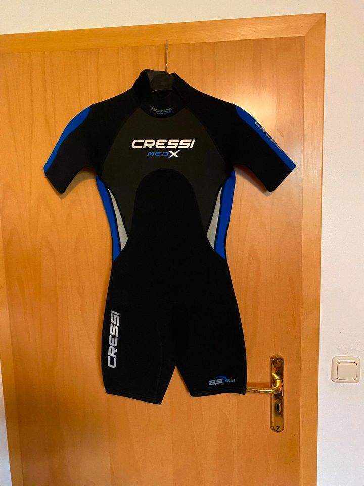 CRESSI MED X - - Anzug / eBay ist XS Shorty | Neopren 2,5 mm in schwarz Kleinanzeigen Bernhardswald Bayern jetzt 1 blau Kleinanzeigen