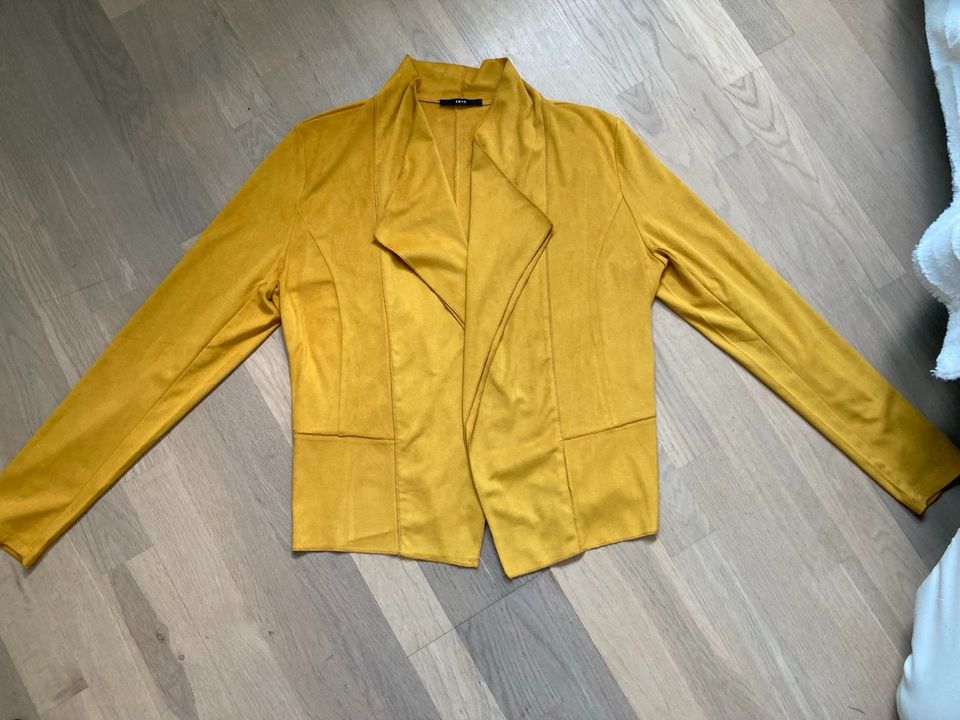 Traum ZERO Jacke Blazer weich 38 Curry Gelb NEU in Augsburg