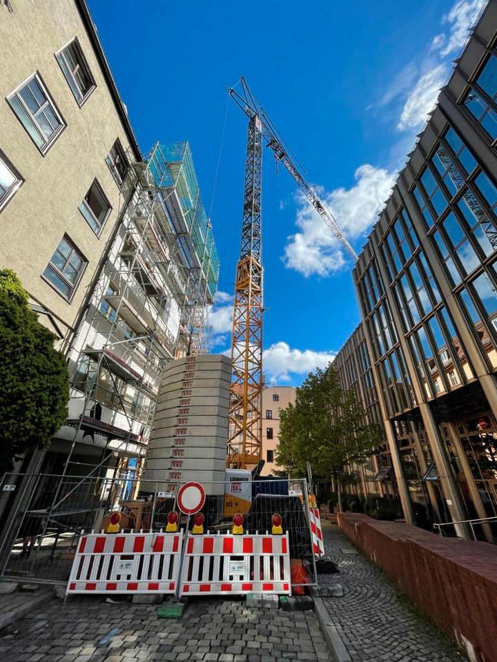 Liebherr 53K Untendreher Schnellmontagekran Baukran 2015 in Frankfurt am Main