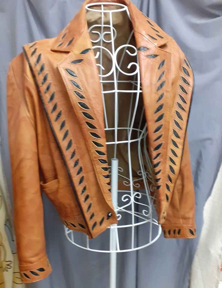 Lederjacke Yves Saint Laurent Gr. S in Nidda