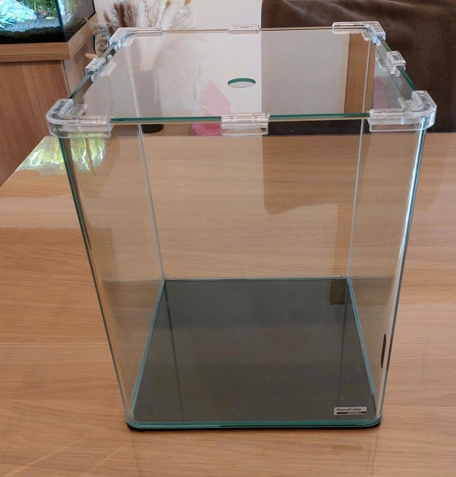 Dennerle Nano Cube 20 Liter Floatglas in Geldern
