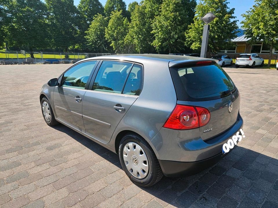 Golf 5 / 1.4 Top super guter Zustand / wenig gelaufen in Kiel