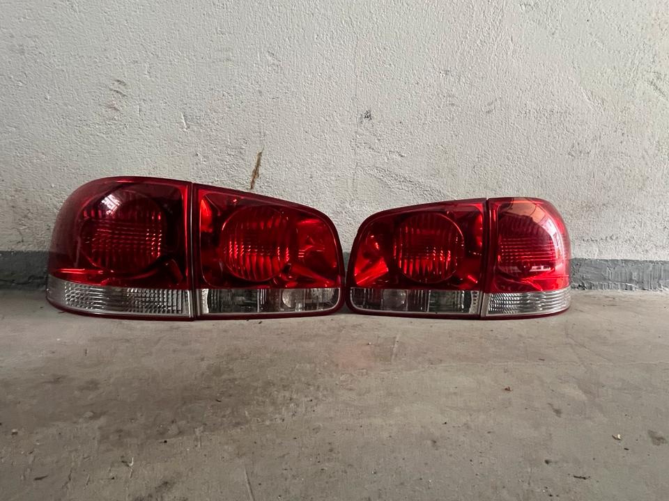 Rückleuchten-Set für VW Touareg (Vorfacelift) – Gut erhalten! in Langen (Hessen)