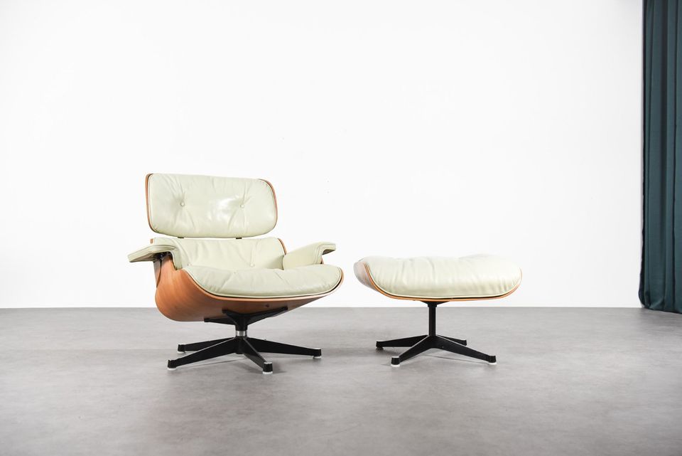 Original Charles Eames Lounge Chair von Herman Miller in Beige in Centrum