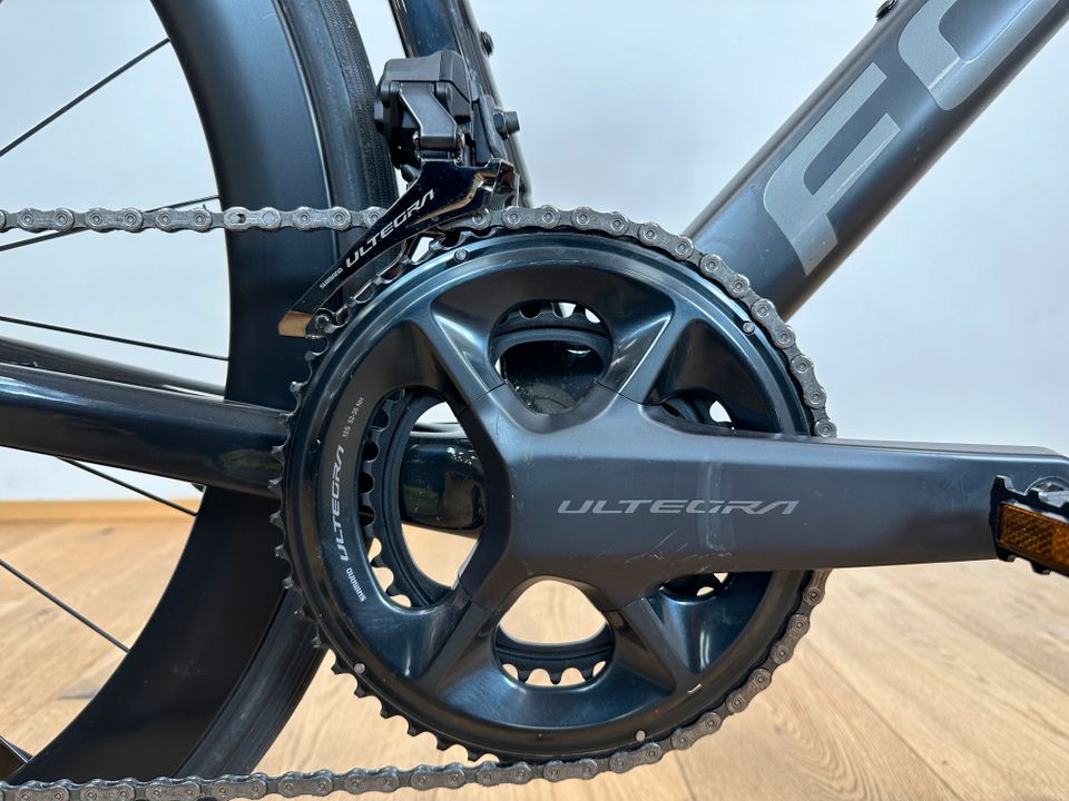 Focus Izalco Max 9.8 Ultegra Di2 Farbe schwarz Größe L in Gengenbach