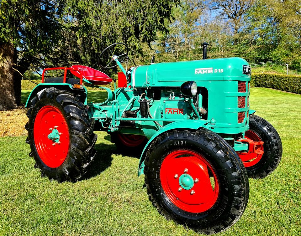 DEUTZ FAHR TRAKTOR...D 15.....HOCHRAD....30 KMH...RALF....LÄNGLE in Krauchenwies