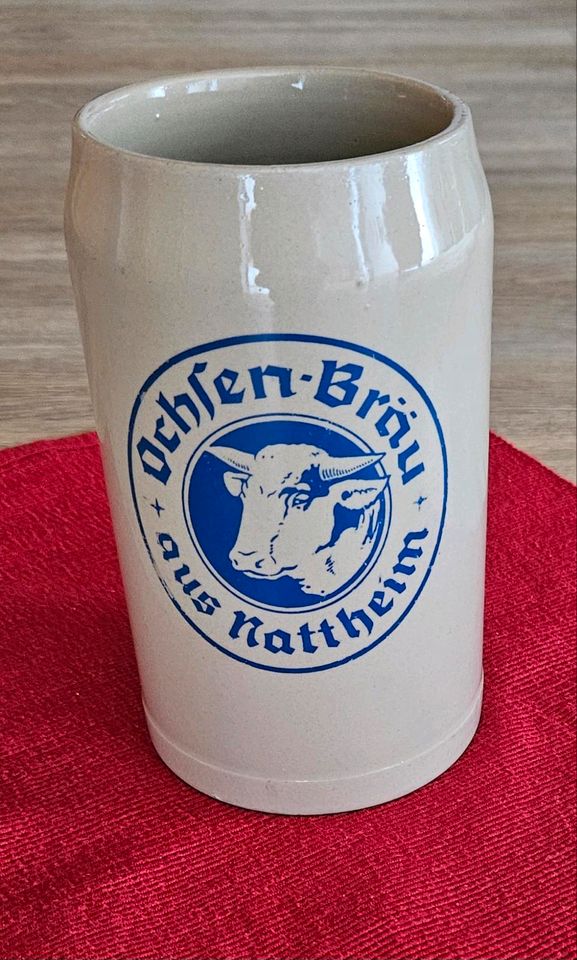 Älterer Steinkrug der Ochsen Brauerei in Dillingen (Donau)