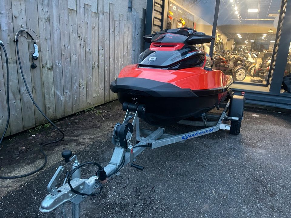 Seadoo RXT-X RS 300 ps neue zustand in Aachen